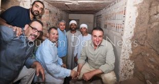 الكشف عن مقبرة وني حامل الألقاب الرفيعة بينها العمدة وسيد مدينة الكاب