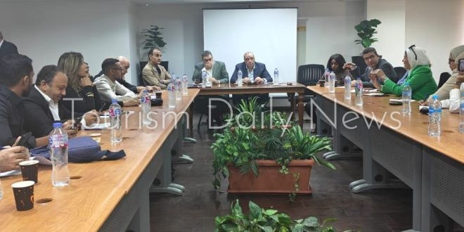 أعداد المتقدمين للحج السياحي يكشف فجوة بين حجم الطلب والتأشيرات المتاحة